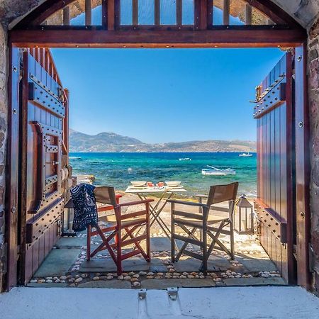 Willa Neosikos Amazing Beach House In Milos Island Klima  Zewnętrze zdjęcie