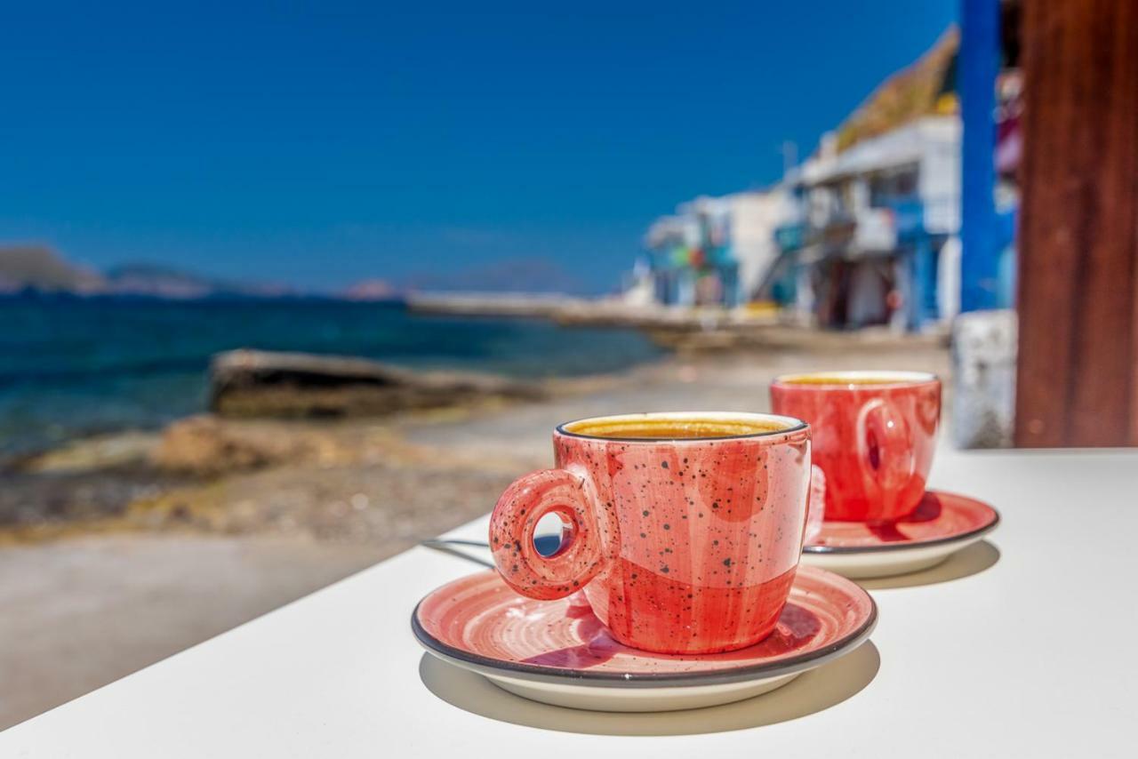 Willa Neosikos Amazing Beach House In Milos Island Klima  Zewnętrze zdjęcie