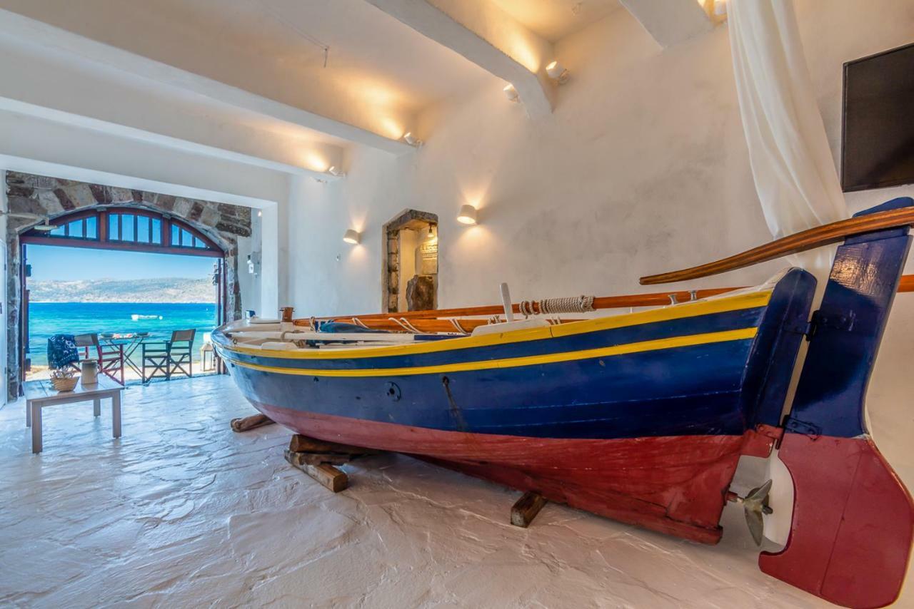 Willa Neosikos Amazing Beach House In Milos Island Klima  Zewnętrze zdjęcie